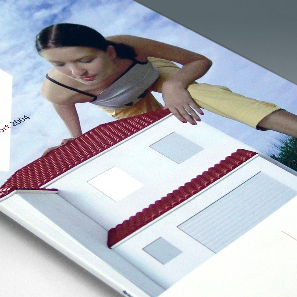 Etex - Annual Report 2004